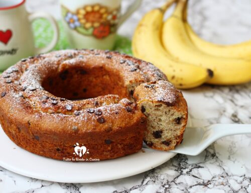 Ciambella alle banane frullate con 1 uovo e cioccolato “anche Bimby”
