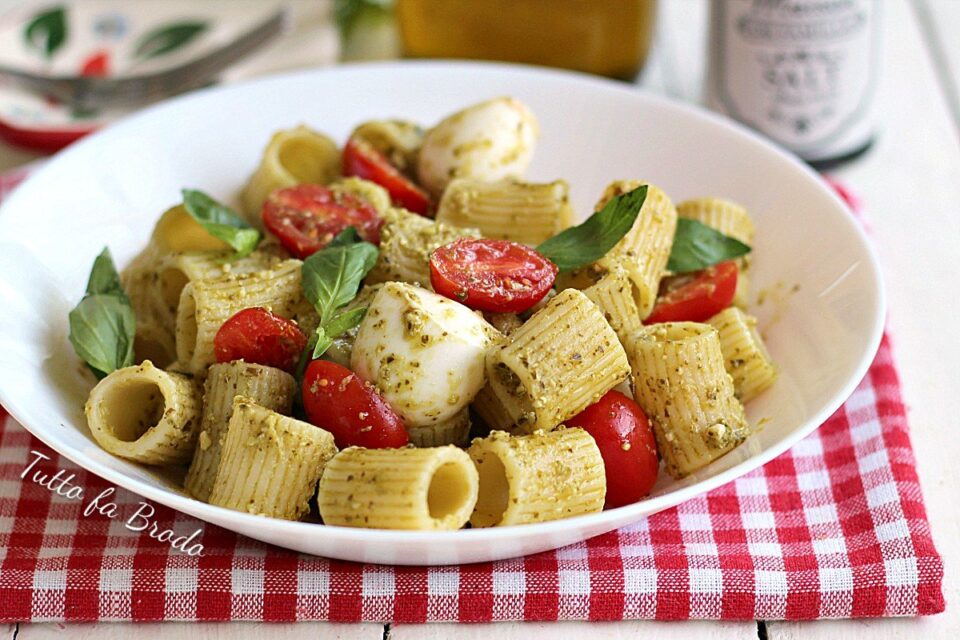 Pasta fredda alla Caprese