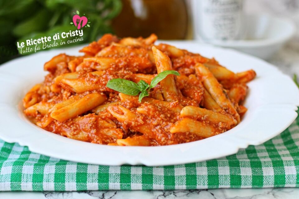 PASTA ALLA BOLOGNESE con ragù