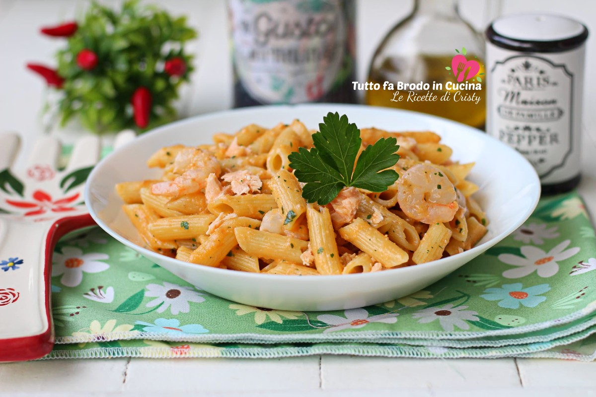 Pasta al Salmone e Gamberetti "Primo piatto cremoso" - Tutto fa Brodo ...