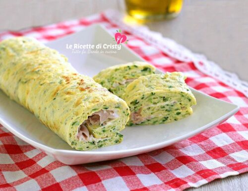 Rotolo di frittata al forno con zucchine e prosciutto: contorno facile e gustoso!