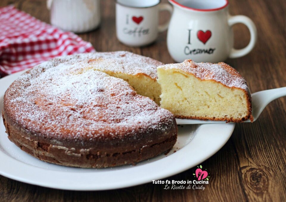 TORTA ALLO YOGURT MORBIDONA