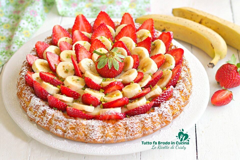 CROSTATA MORBIDA ALLE FRAGOLE E BANANE