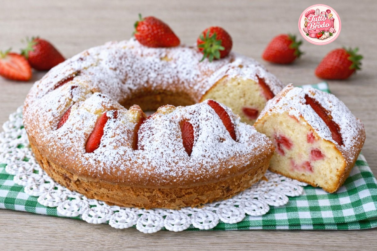 CIAMBELLA AL LATTE E FRAGOLE