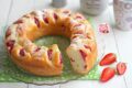 Ciambella allo Yogurt con Fragole "Ricetta Senza Uova e Burro"