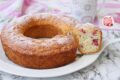 Ciambella alle Fragole e Yogurt Greco anche Bimby