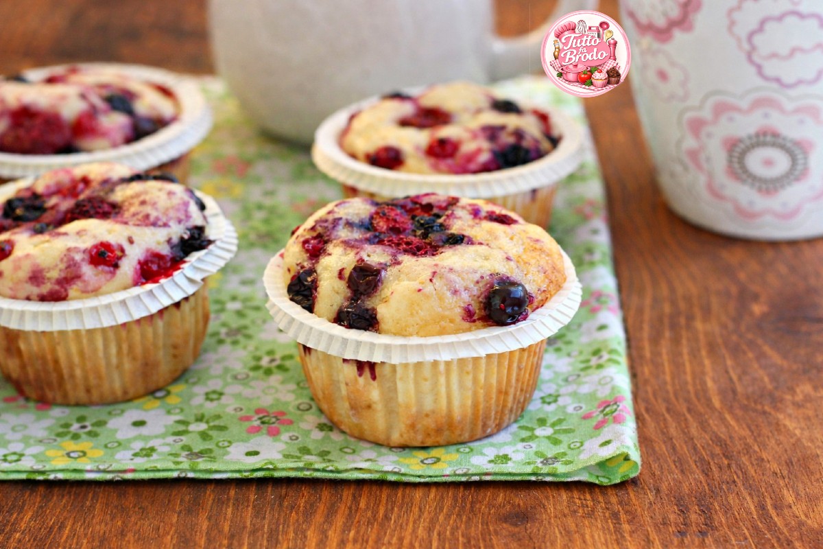 MUFFIN AI FRUTTI DI BOSCO E YOGURT
