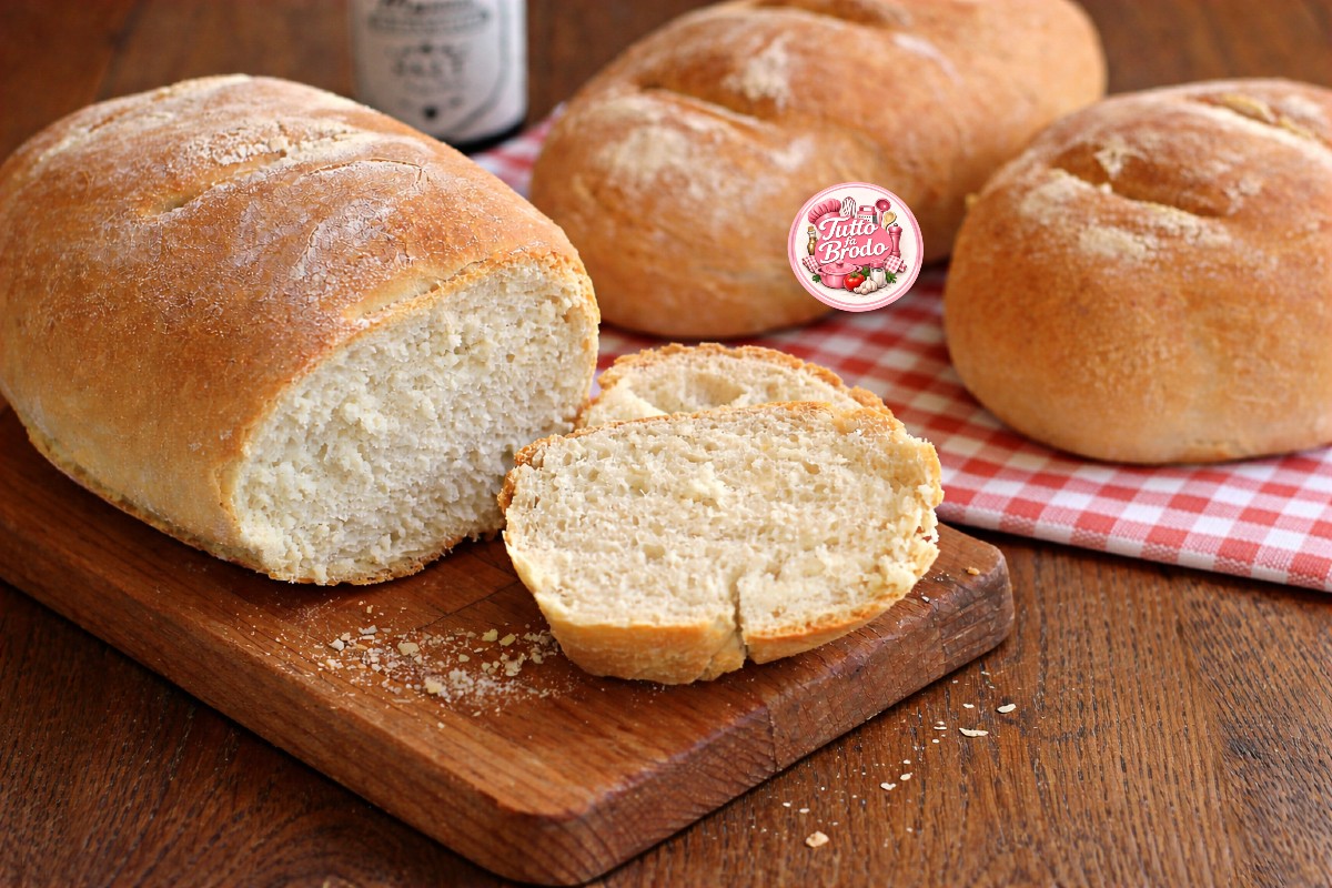 PANE ALL’OLIO FATTO IN CASA