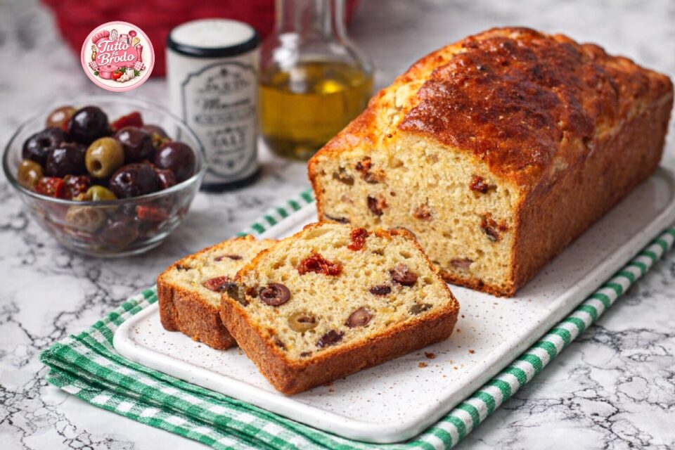 PLUMCAKE SALATO ALLE OLIVE