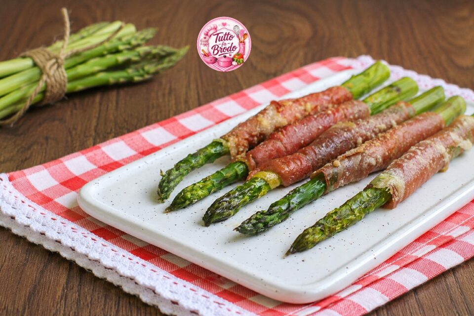 ASPARAGI AL PROSCIUTTO ARROTOLATI