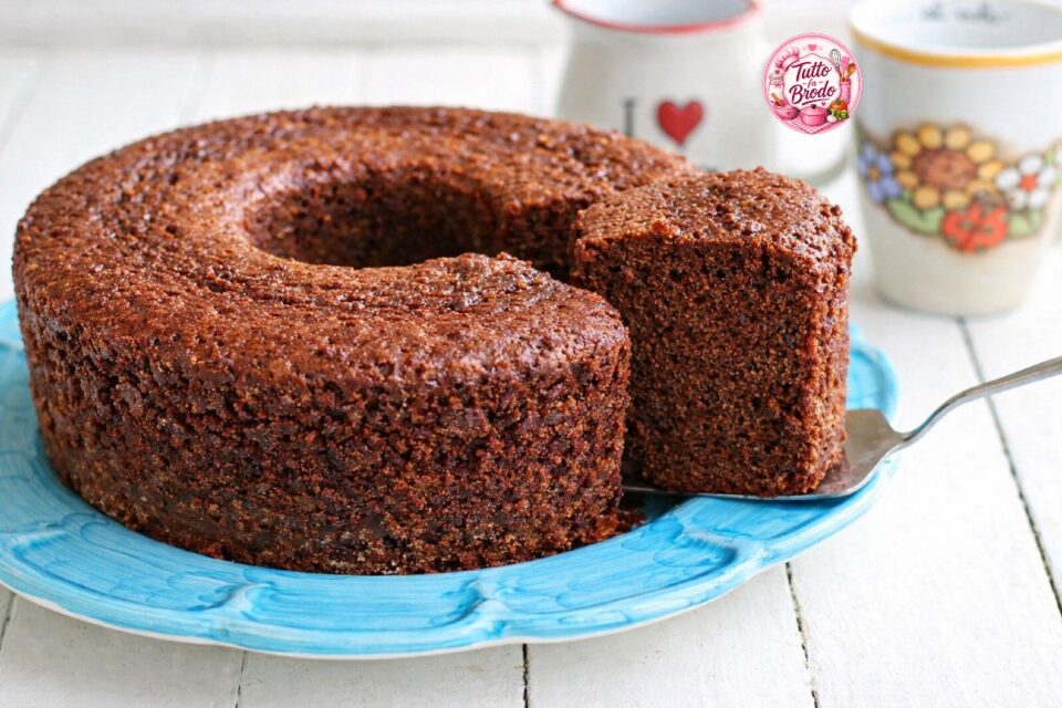 CIAMBELLA ALLO YOGURT E CIOCCOLATO 