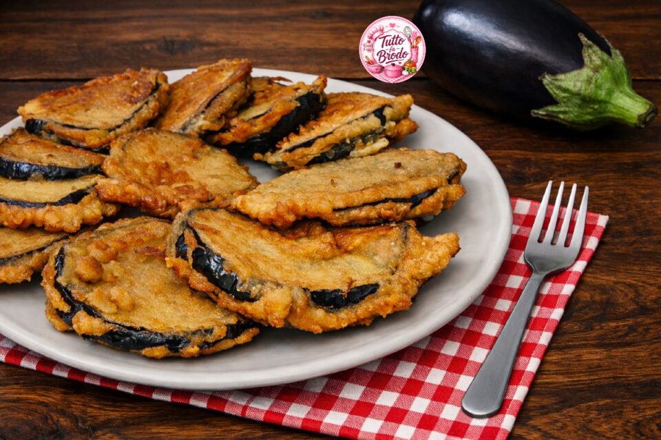 FRITTELLE DI MELANZANE IN PASTELLA