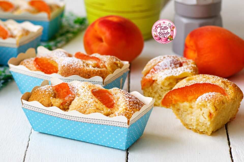 MINI PLUMCAKE ALLE ALBICOCCHE CON YOGURT