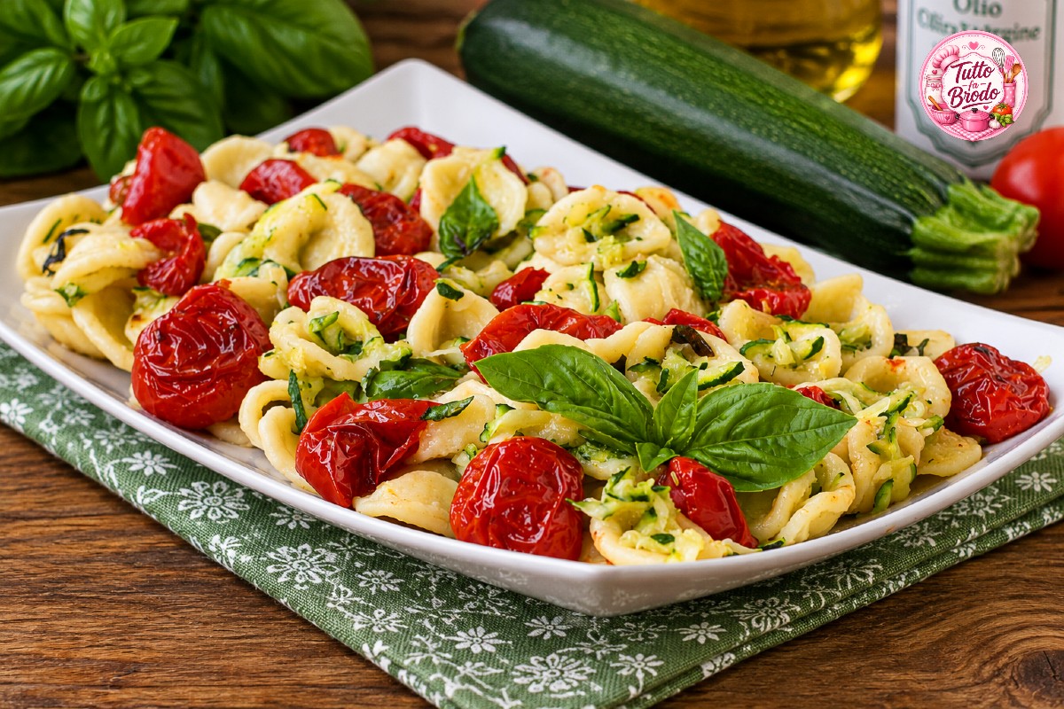 PASTA FREDDA ALLE ZUCCHINE con Pomodorini Confit