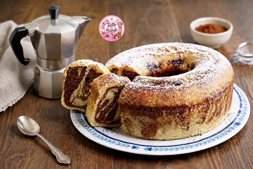 CIAMBELLONE VARIEGATO AL CACAO COTTO NEL VERSILIA