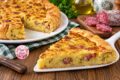 Torta salata con patate e salumi: ricetta rustica e saporita