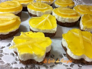 Mini Cheesecake con gelee di limone