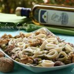 Insalata di calamari, fagiolini e noci