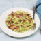 Pasta con crema di zucchine e speck