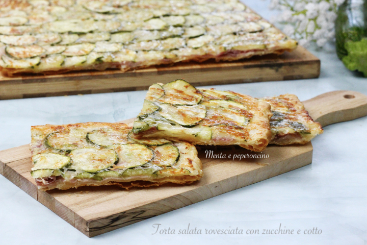 Torta salata rovesciata con zucchine e cotto