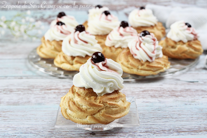 Zeppole di San Giuseppe con la panna