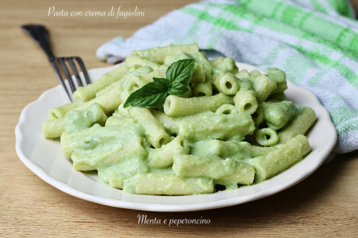 Pasta con crema di fagiolini