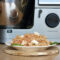 Pasta fredda con composta di pomodori e feta
