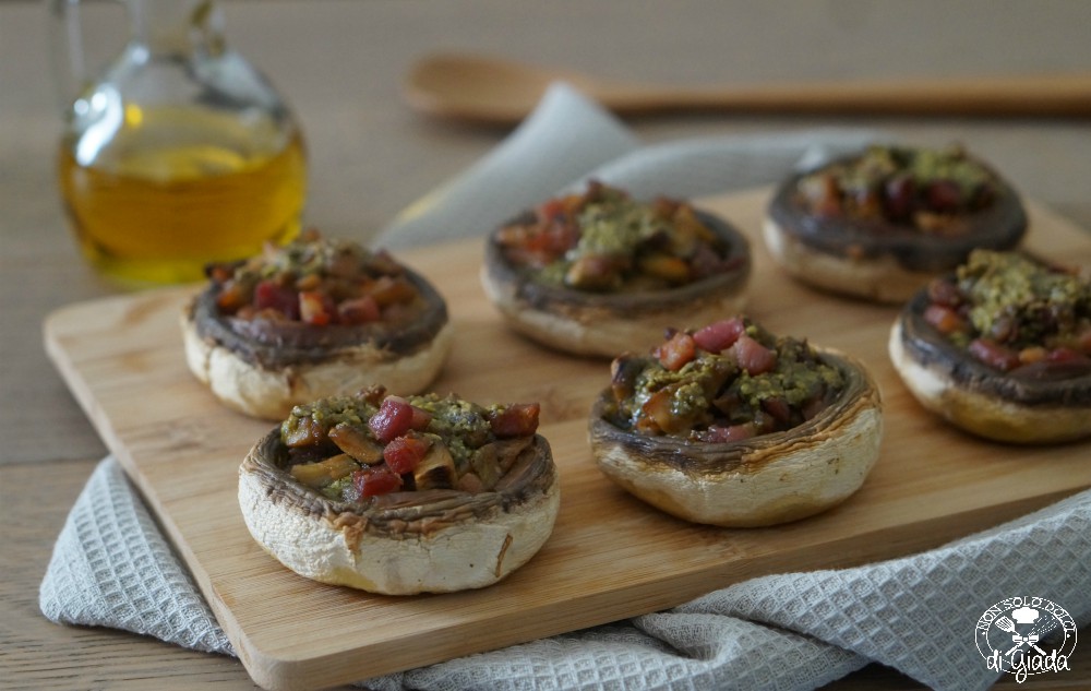 FUNGHI CON PESTO DI PISTACCHIO E PANCETTA Non solo dolci di Giada
