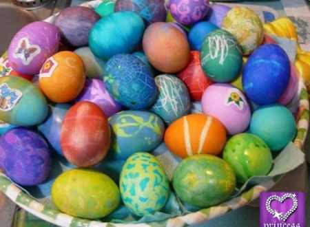 Uova colorate di Pasqua