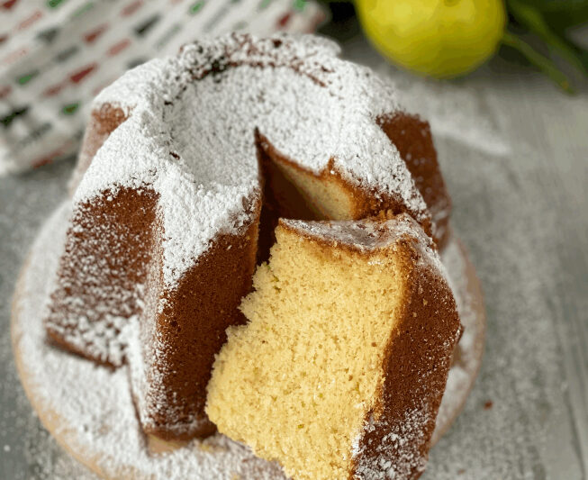 Torta Pandoro al limone