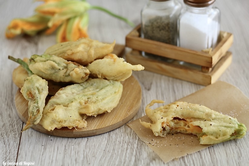 fiori di zucca croccanti fritti