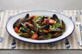 Cozze alla catalana: la ricetta fresca in versione monoporzione