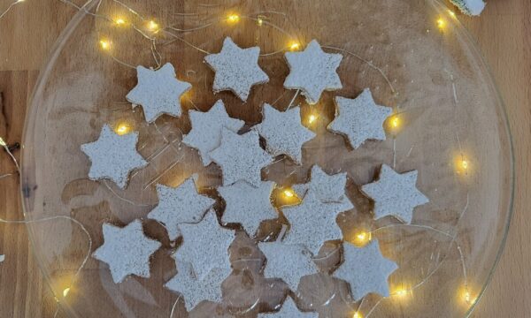 Biscotti di Natale speziati – a stella