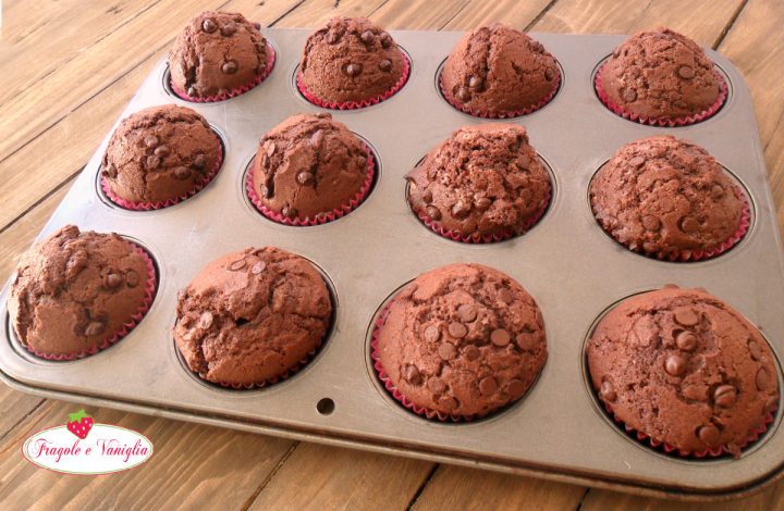 Muffin al cioccolato col cuore di Nutella