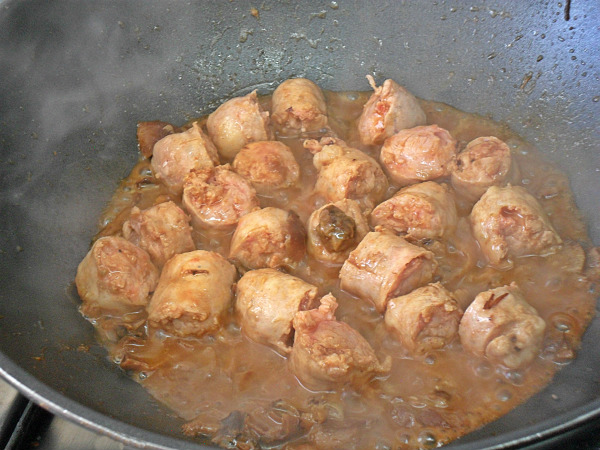 Polenta al forno con porcini e salsiccia