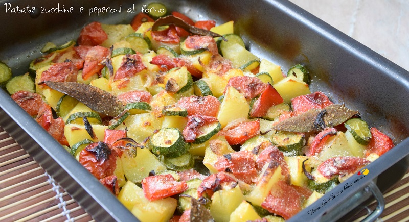 Patate zucchine e peperoni al forno (2)