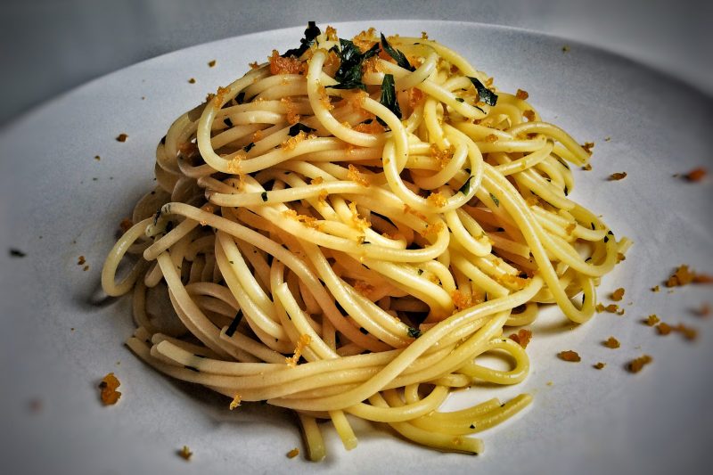 Spaghetti con colatura di Alici e Bottarga