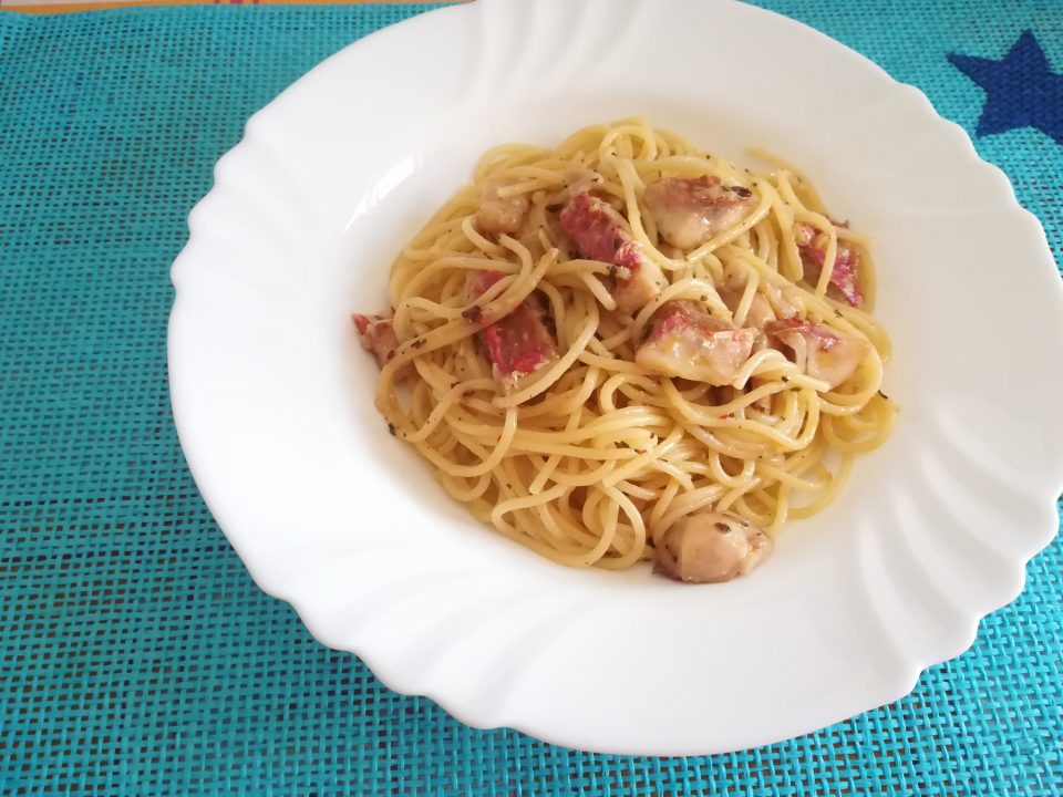 Spaghetti con filetti di triglia
