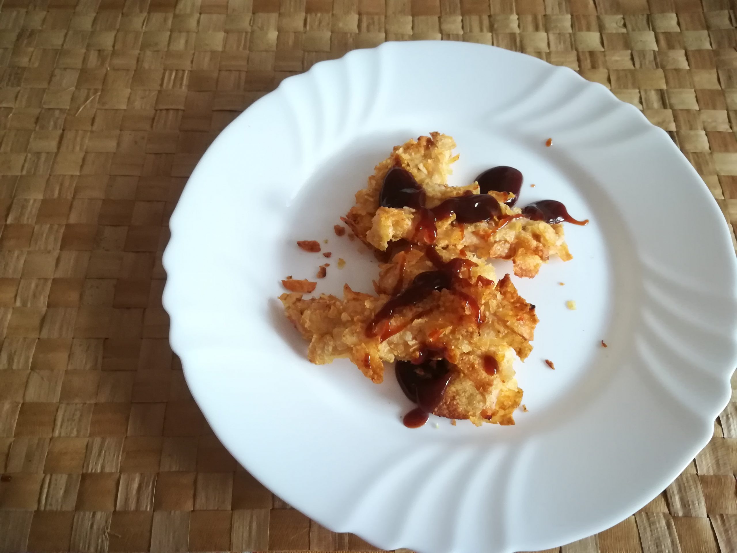 Bocconcini di pollo alle patatine Bocconcini di pollo alle patatine