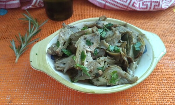 Carciofi alle erbe aromatiche