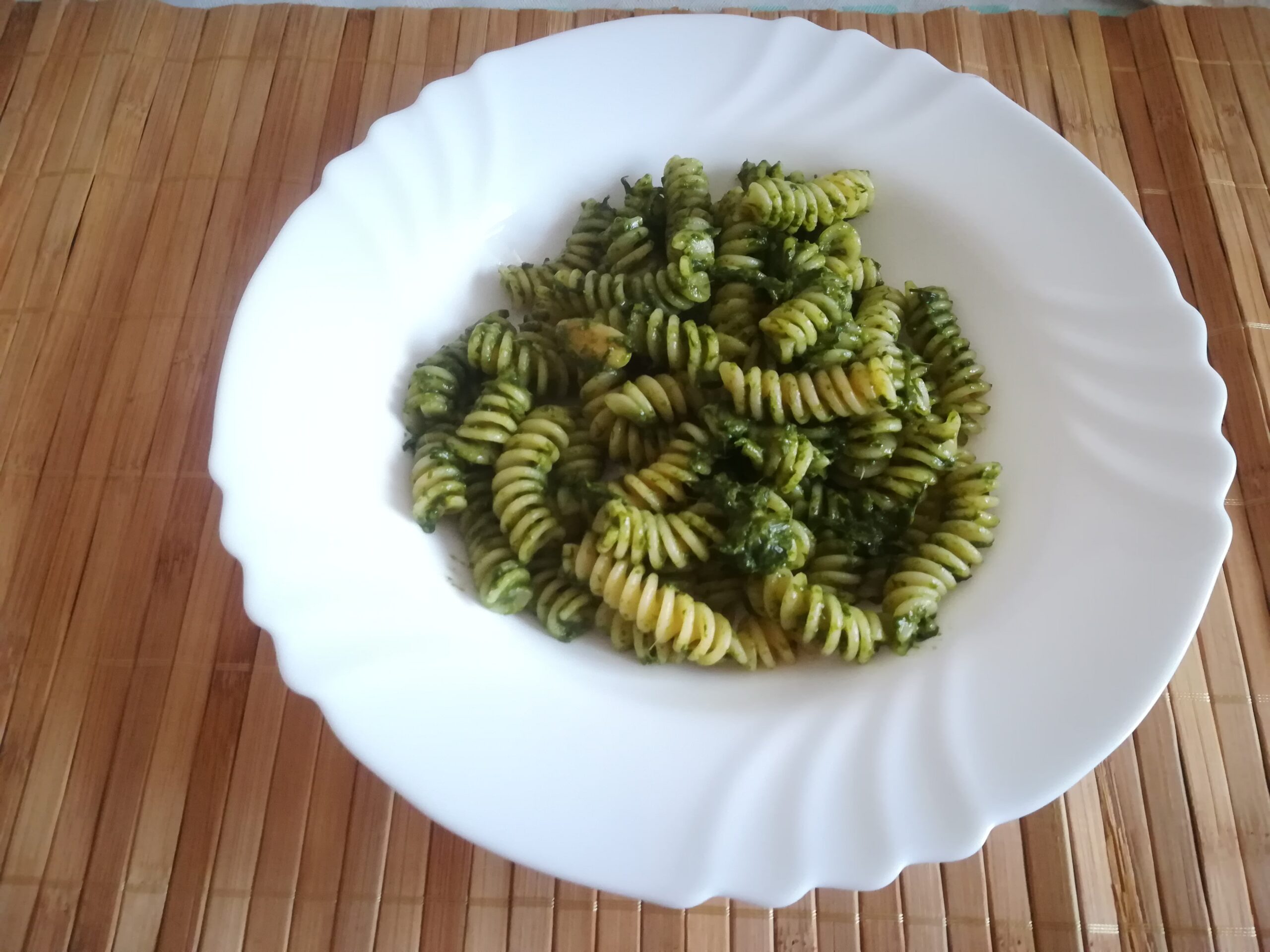 Pasta al pesto di finocchietto selvatico