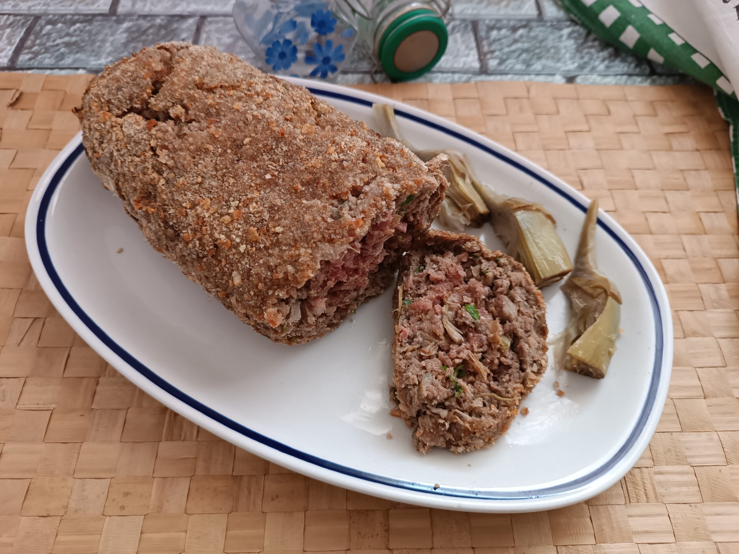 Polpettone di carne e carciofi