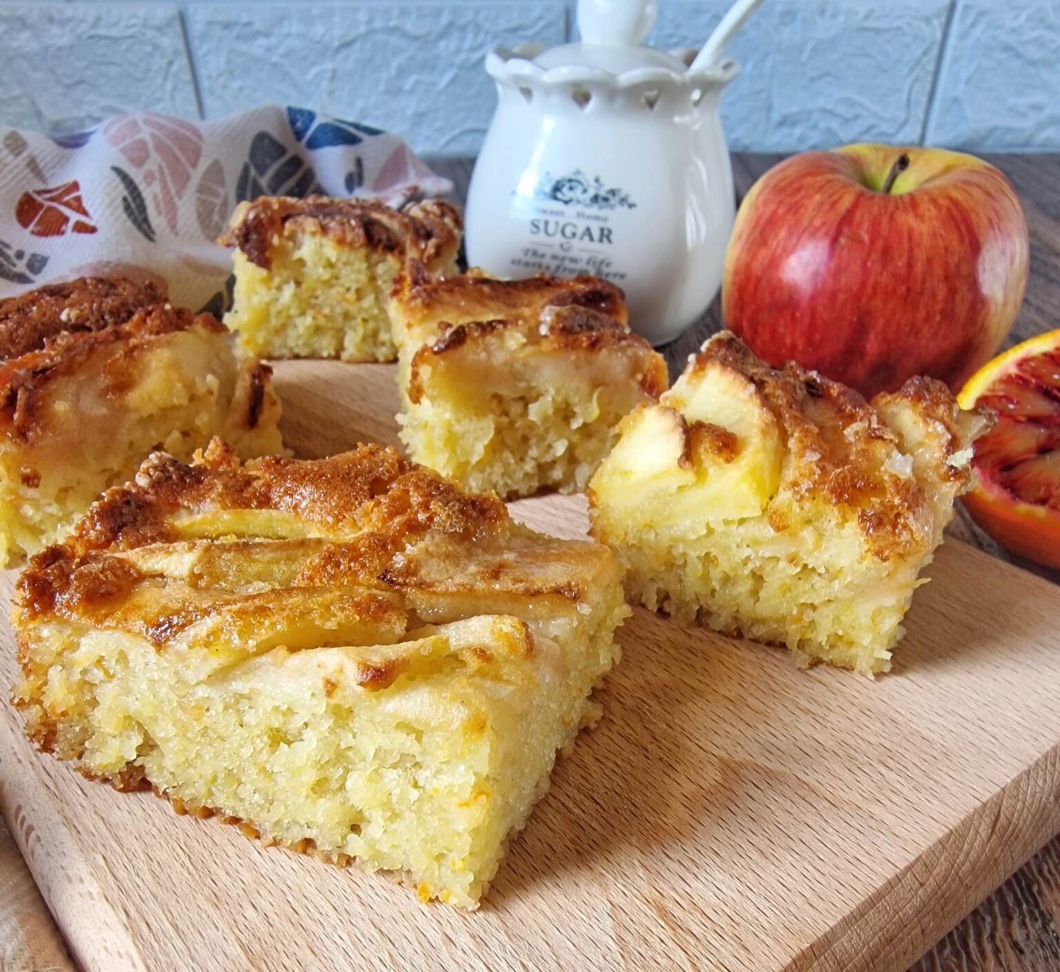 TORTA YOGURT E MELE IN FRIGGITRICE AD ARIA