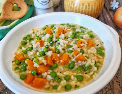 RISOTTO CON PISELLI E CAROTE