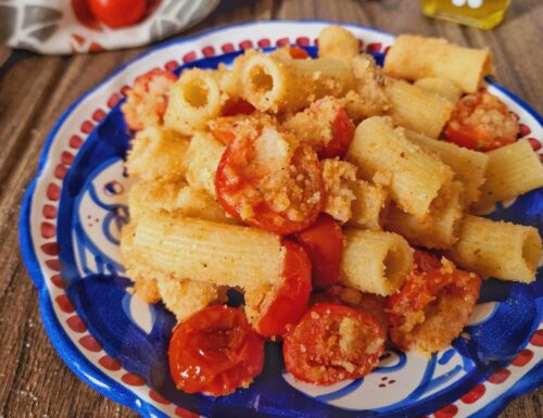 RIGATONI CON POMODORINI E PANGRATTATO