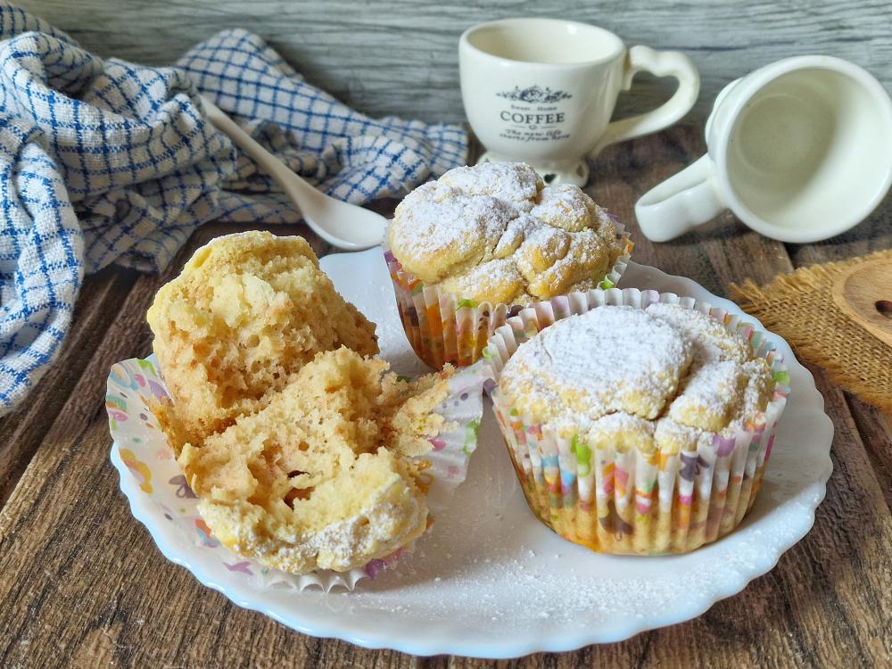 MUFFIN CON POCHE CALORIE IN FRIGGITRICE AD ARIA