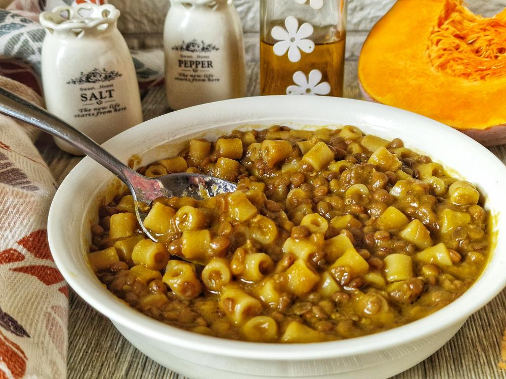 PASTA ZUCCA E LENTICCHIE