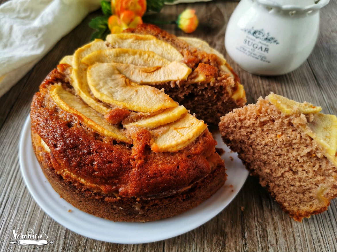 TORTA DI MELE CON FARINA DI CASTAGNE
