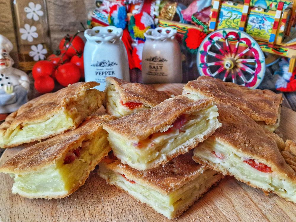 SCACCIATA PATATE E PANCETTA