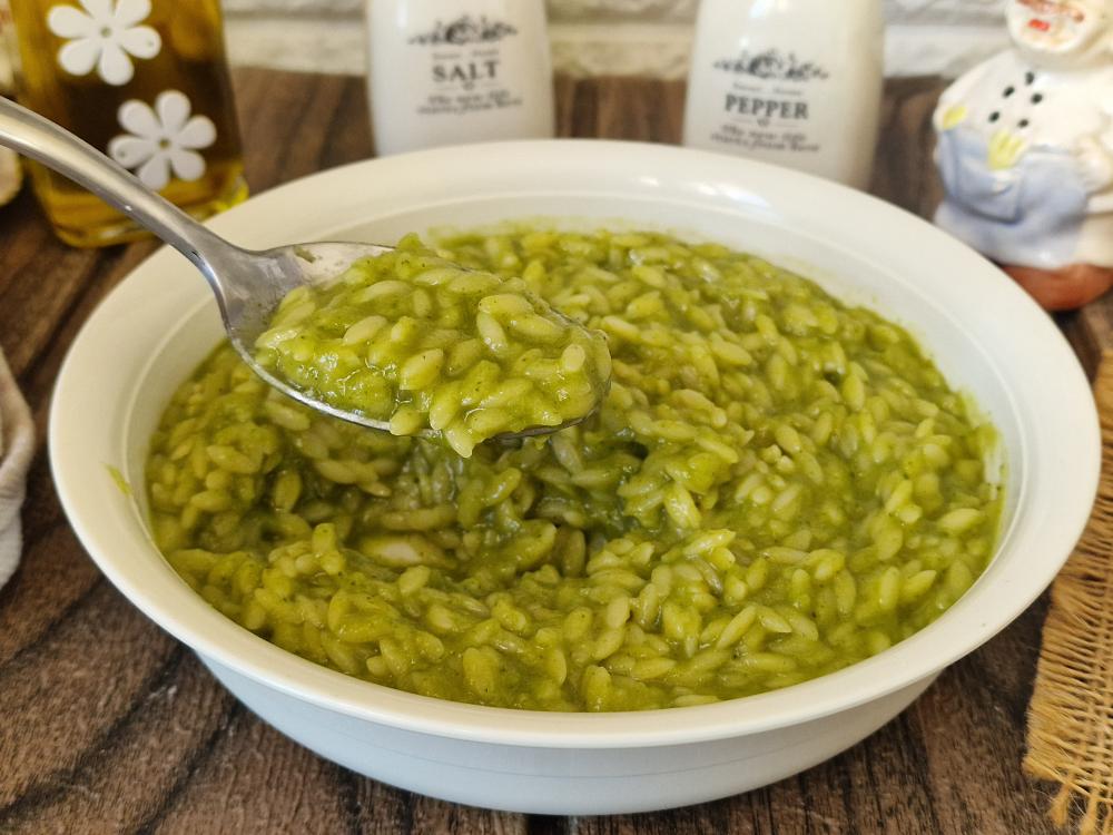 RISONI CON CREMA DI BROCCOLI